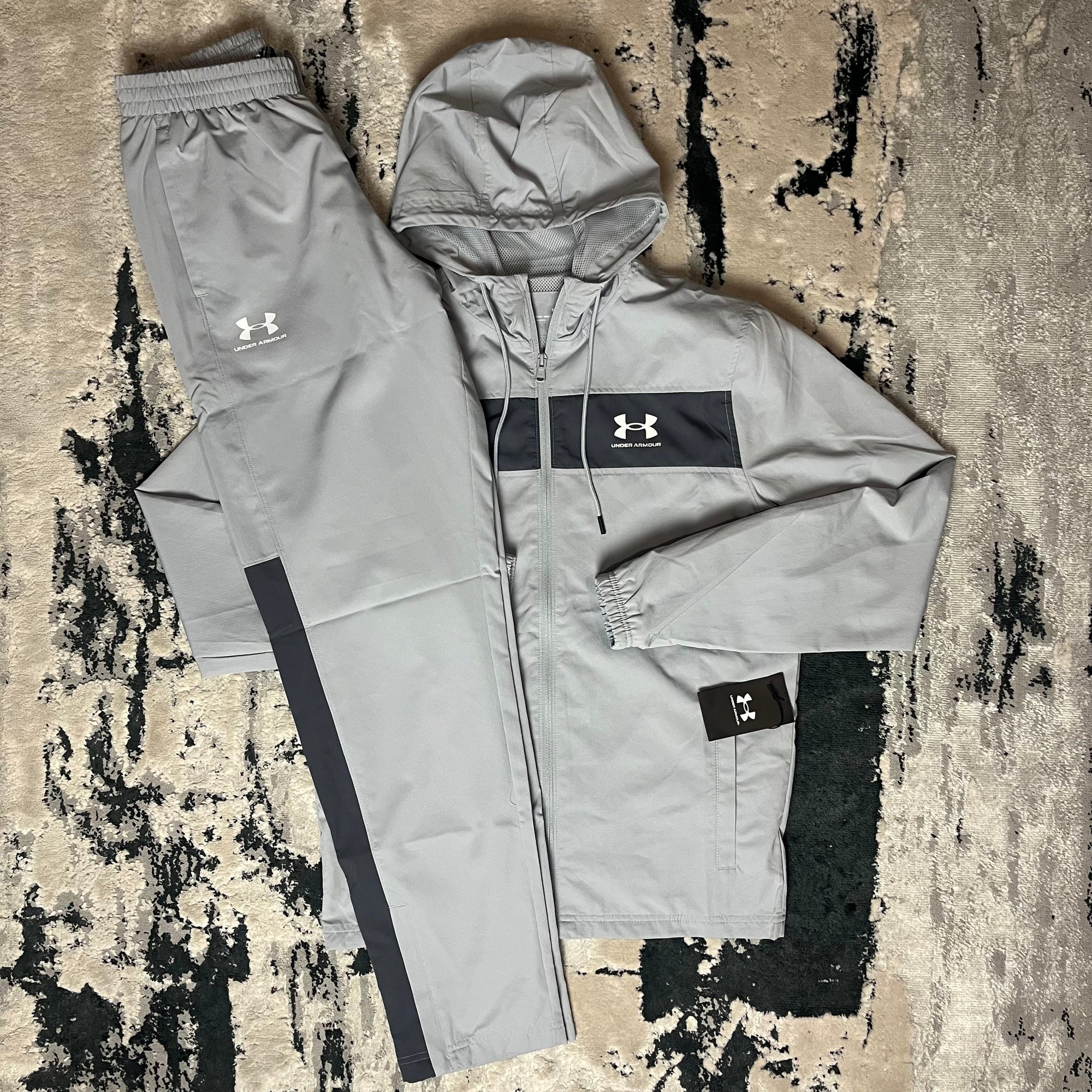 UNDER ARMOUR - FULL WOVEN TRACKSUIT